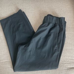 Cropped Lululemon wide leg pants
